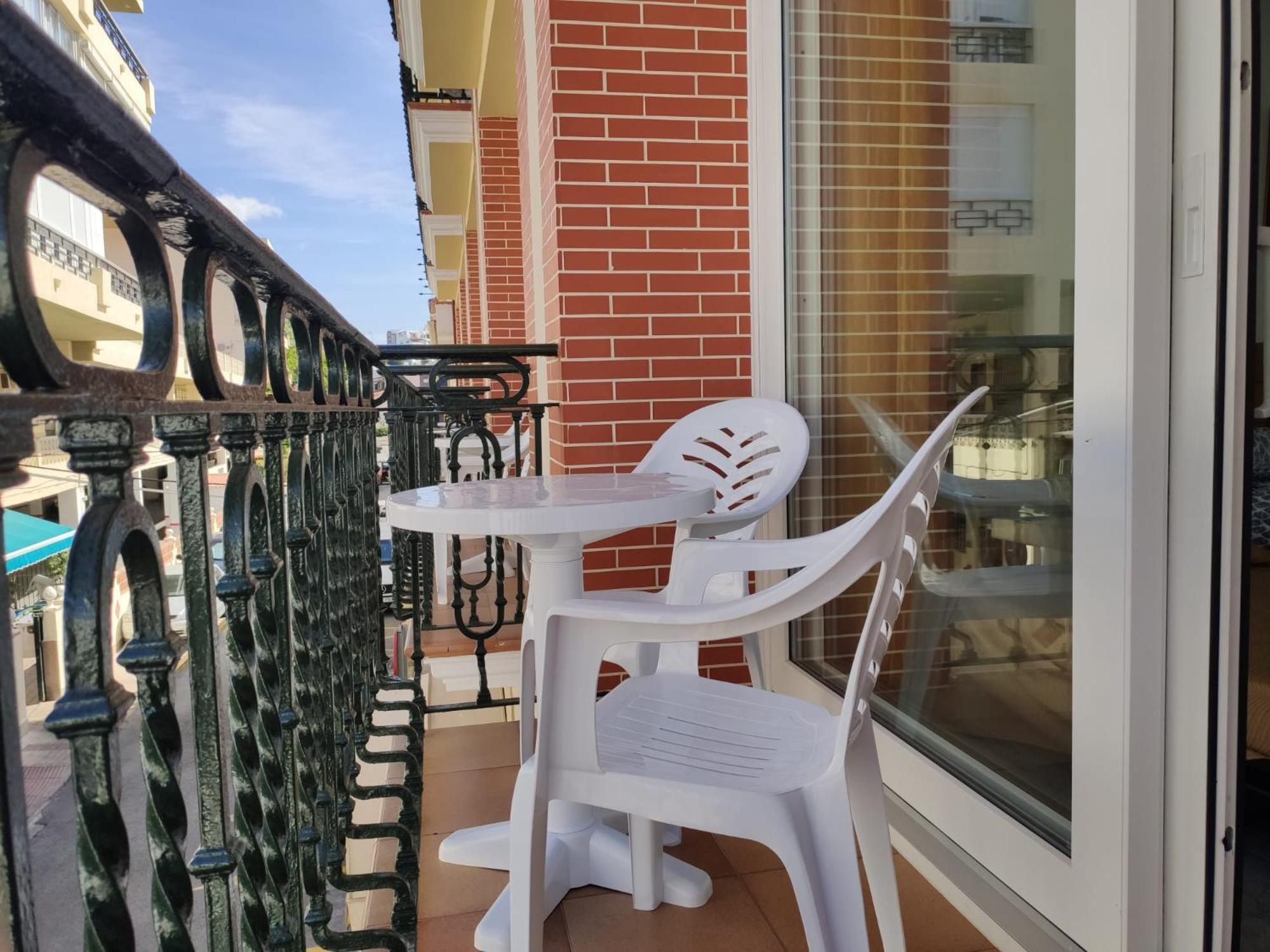 Apartamentos Leonor Carihuela Τορρεμολίνος Εξωτερικό φωτογραφία