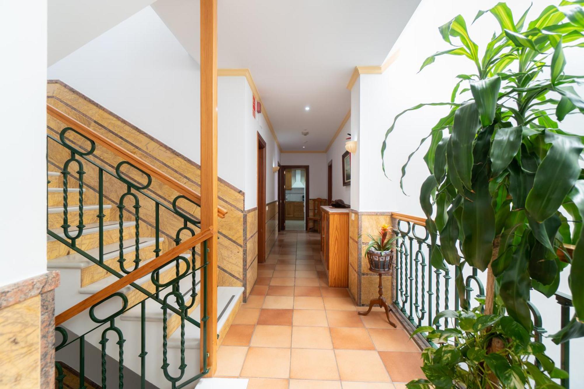 Apartamentos Leonor Carihuela Τορρεμολίνος Εξωτερικό φωτογραφία